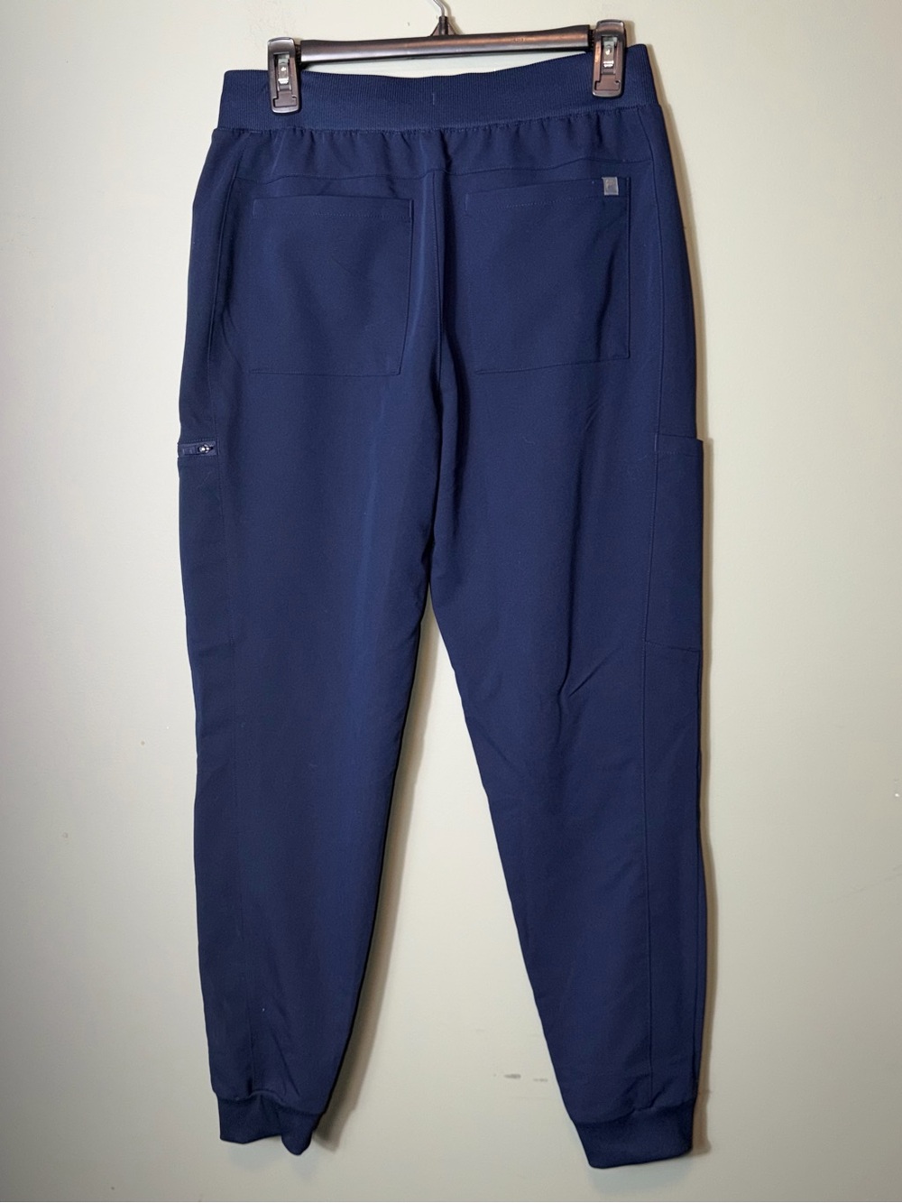 Fabletics Womens Mid-Rise On-Call Scrub Jogger Medium Navy - Picture 3 of 8